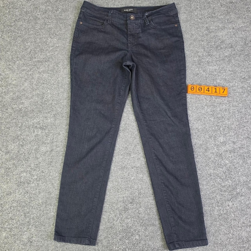 Nine West Jeans Women's Size 12 / 30  Dark Wash Skinny Fit Stretch Denim